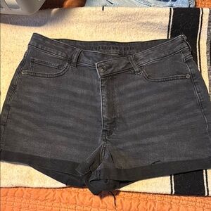 American Eagle Outfitters Black Jean Shorts High-Waisted Cuffed